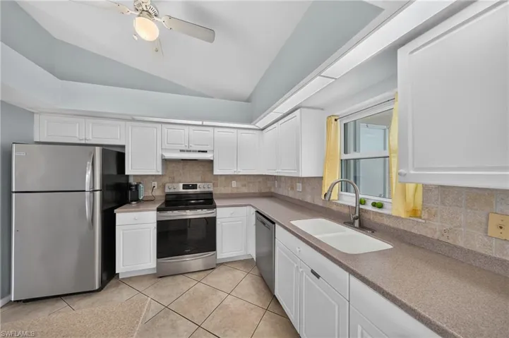 1709 Sw 15th Pl, Cape Coral, Florida 33991