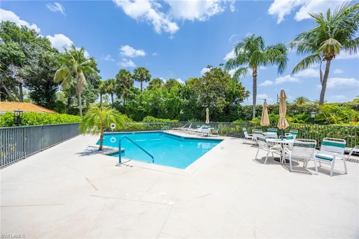 7577 Silver Trumpet Ln 103, Naples, Florida 34109