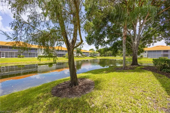 7577 Silver Trumpet Ln 103, Naples, Florida 34109