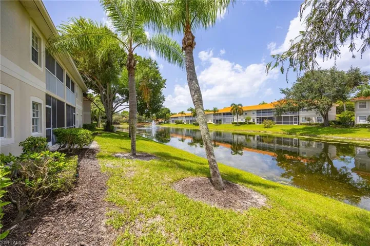 7577 Silver Trumpet Ln 103, Naples, Florida 34109