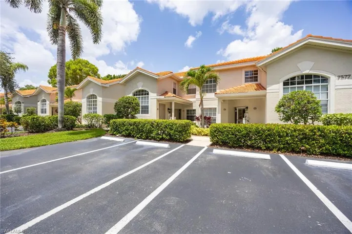 7577 Silver Trumpet Ln 103, Naples, Florida 34109