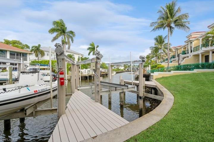 1495 Blue Point AVE # C, NAPLES FL 34102
