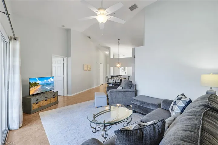 12131 Summergate Cir 203, Fort Myers, Florida 33913