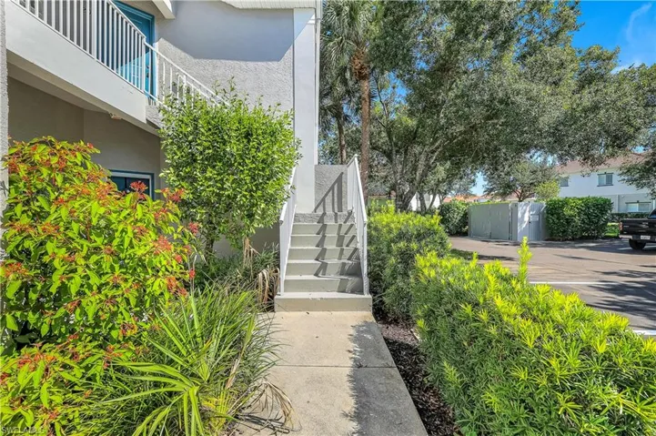 12131 Summergate Cir 203, Fort Myers, Florida 33913