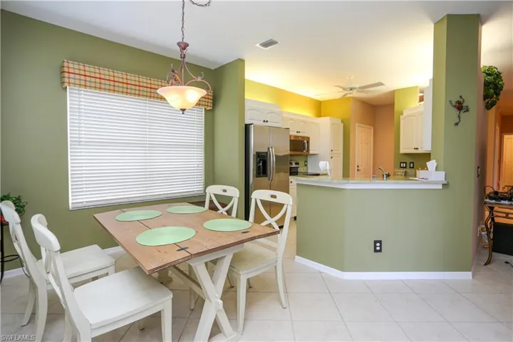 5885 Three Iron Dr 1102, Naples, Florida 34110