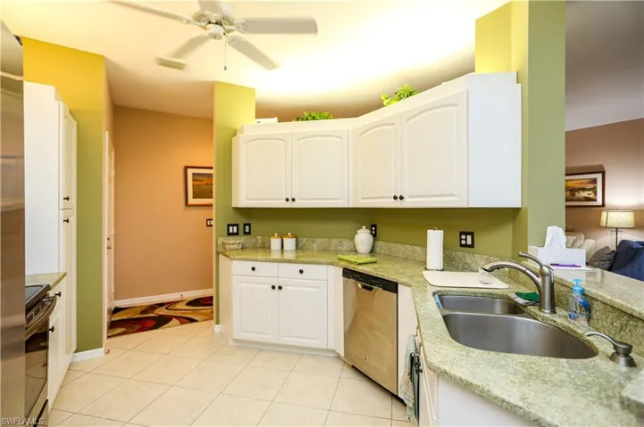 5885 Three Iron Dr 1102, Naples, Florida 34110