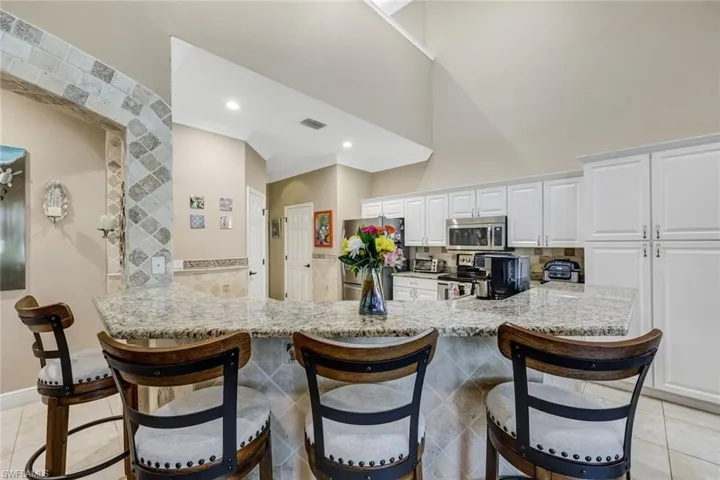 88 Burnt Pine Dr, Naples, Florida 34119