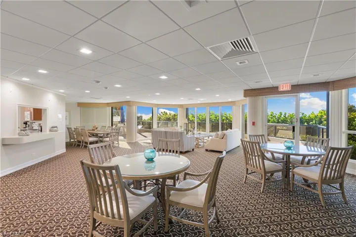 Social room with full kitchen