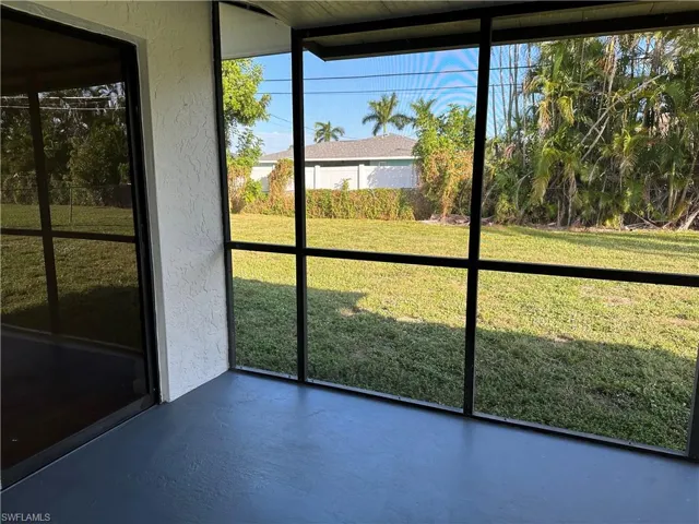 Screened in lanai