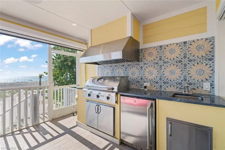 1  Sunset Captiva  LN, Captiva, FL 33924
