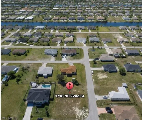 1718 Ne 22nd St, Cape Coral, Florida 33909