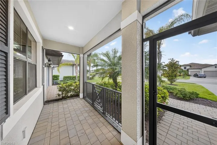 screened in front porch