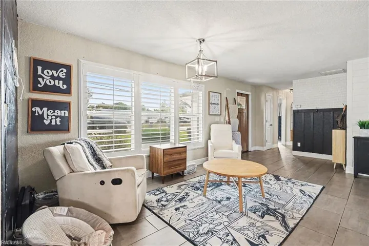 5220 Tower Dr, Cape Coral, Florida 33904
