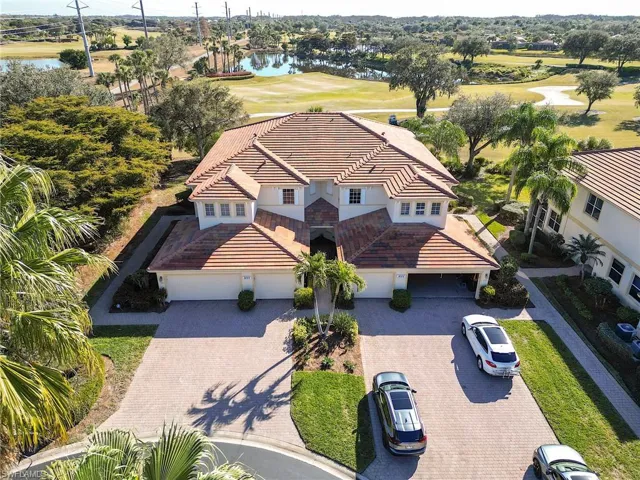3000  Meandering  WAY, Fort Myers, FL 33905