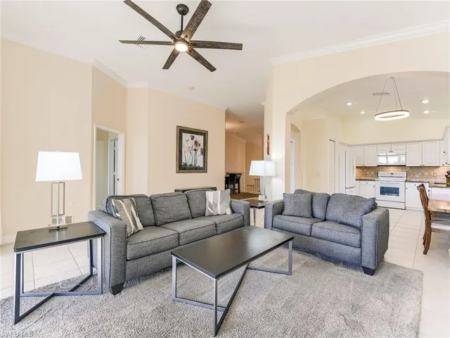 3000  Meandering  WAY, Fort Myers, FL 33905