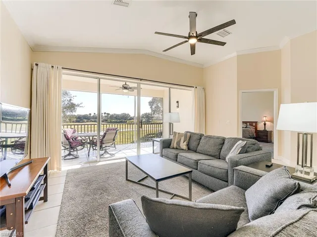 3000  Meandering  WAY, Fort Myers, FL 33905