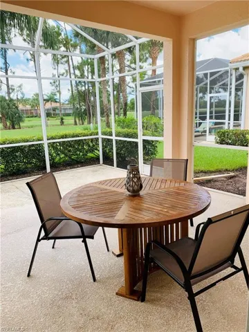 3910  Jasmine Lake  CIR, Naples, FL 34119