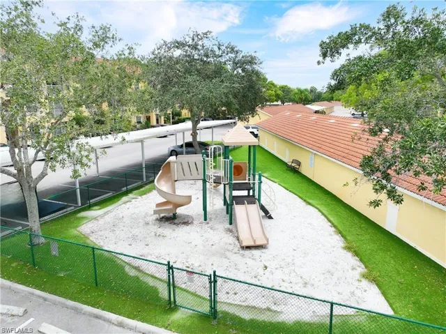 4620 Saint Croix Lane # 928, Naples Fl 34109