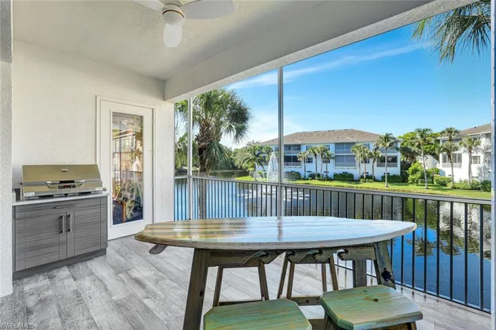 770  Bentwater  CIR, Naples, FL 34108