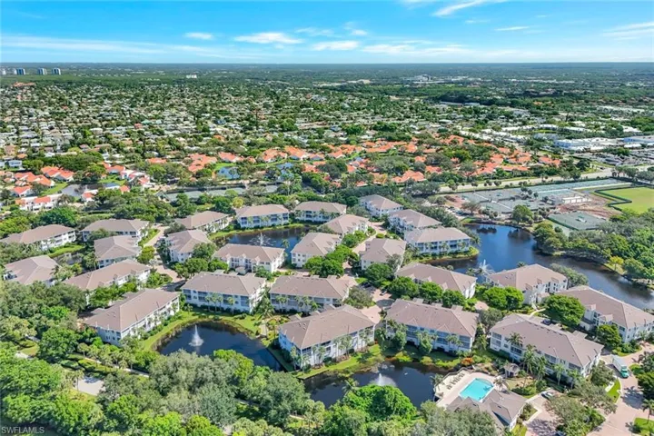 770  Bentwater  CIR, Naples, FL 34108