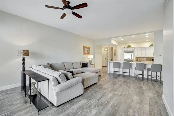 770  Bentwater  CIR, Naples, FL 34108
