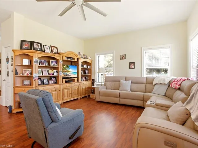 21651  Tuckahoe  RD, Alva, FL 33920