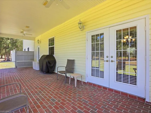 21651  Tuckahoe  RD, Alva, FL 33920