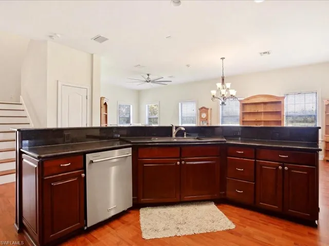 21651  Tuckahoe  RD, Alva, FL 33920