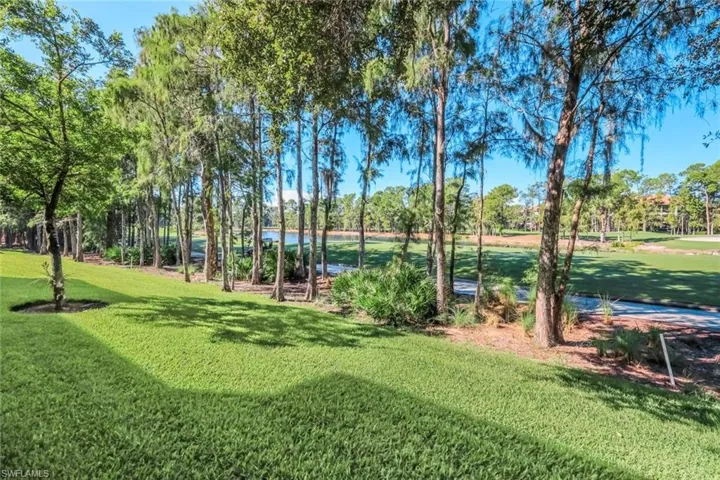 8265 Danbury Blvd 203, Naples, Florida 34120