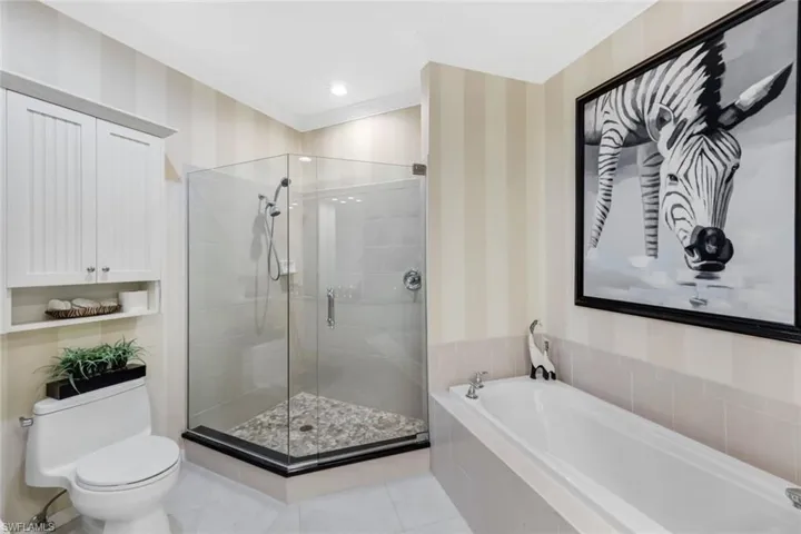 8265 Danbury Blvd 203, Naples, Florida 34120