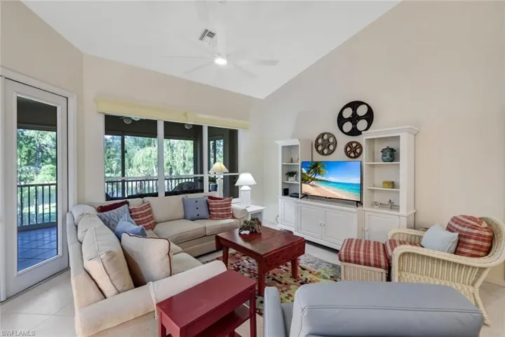 8265 Danbury Blvd 203, Naples, Florida 34120