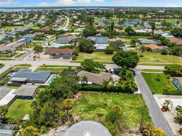 410 Quail Dr, Marco Island, Florida 34145