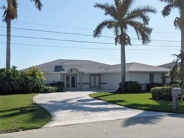 1638 SE 40th  TER, Cape Coral, FL 33904