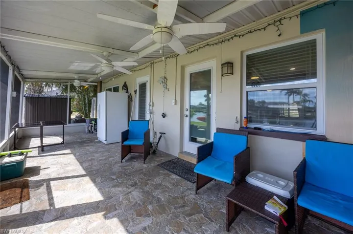 View of patio / terrace with a ceiling fan