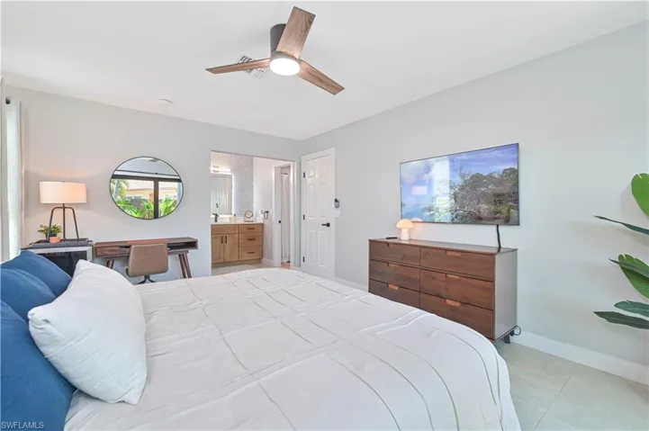 6386  Royal Woods  DR, Fort Myers, FL 33908