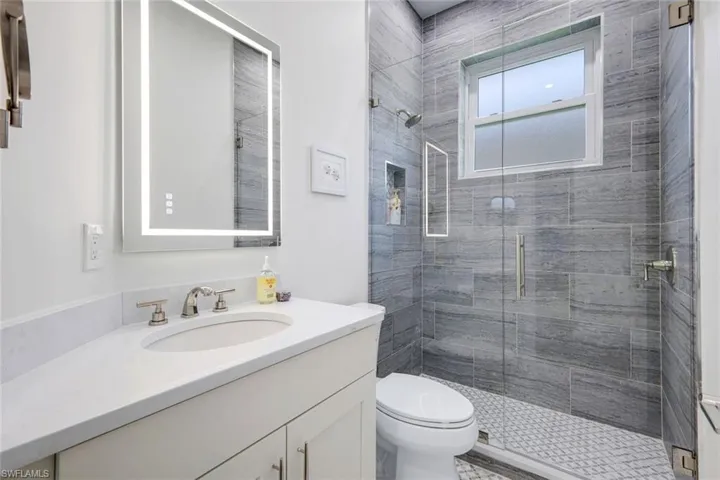 10831 Fieldfair Dr, Naples, Florida 34119