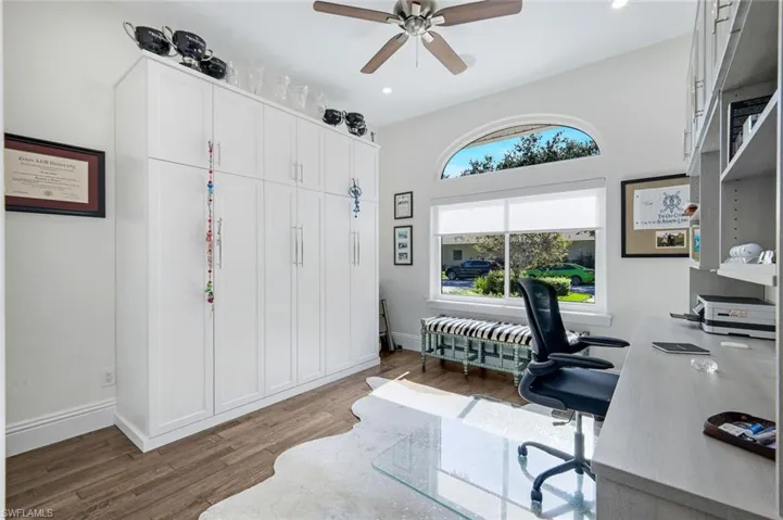 10831 Fieldfair Dr, Naples, Florida 34119