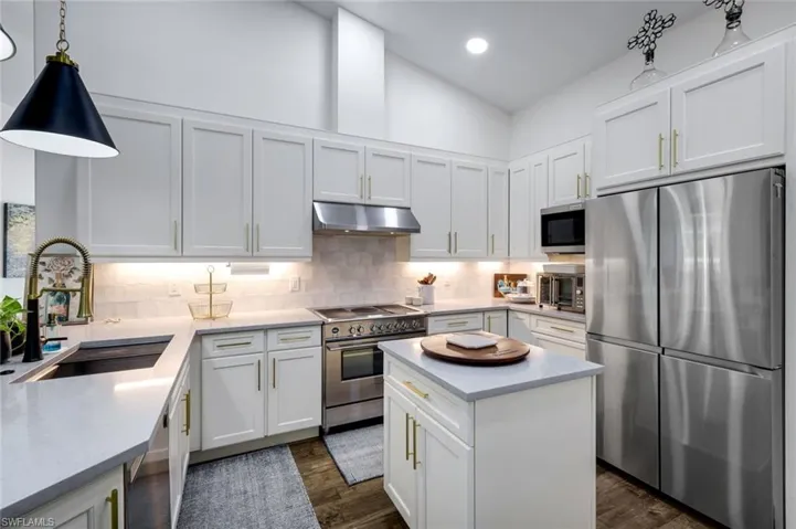 10831 Fieldfair Dr, Naples, Florida 34119