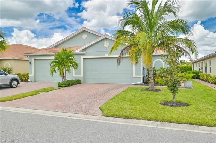 4201  Bloomfield  ST, Fort Myers, FL 33916