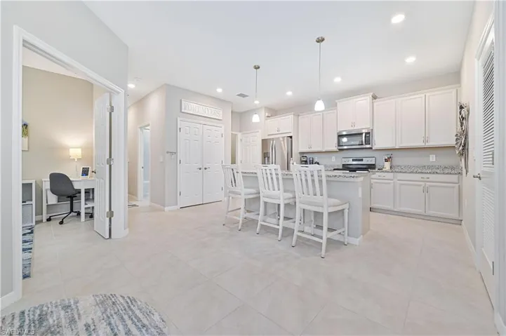 4201  Bloomfield  ST, Fort Myers, FL 33916