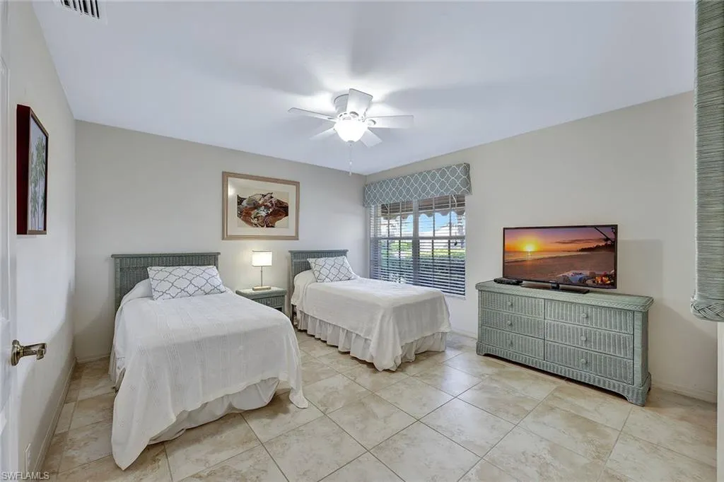 13120 Southampton DR, Bonita Springs, FL 34135,225003296