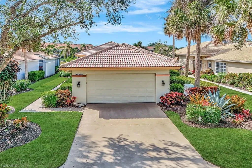 13120 Southampton DR, Bonita Springs, FL 34135,225003296