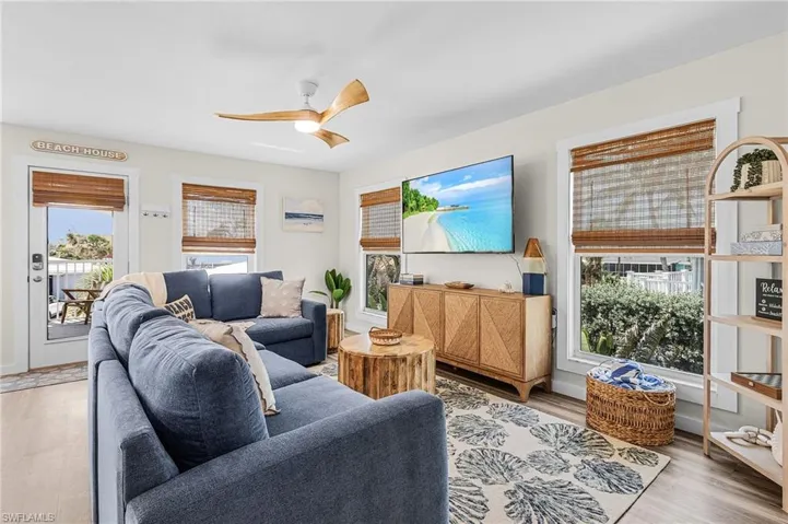 197 Madison Ct, Fort Myers Beach, Florida 33931