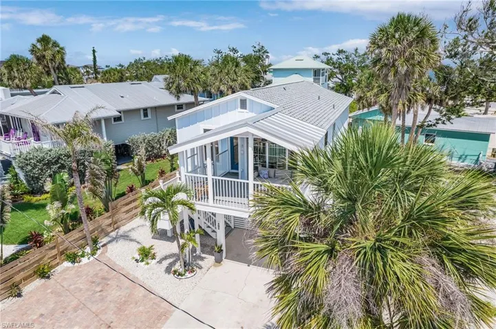 197 Madison Ct, Fort Myers Beach, Florida 33931