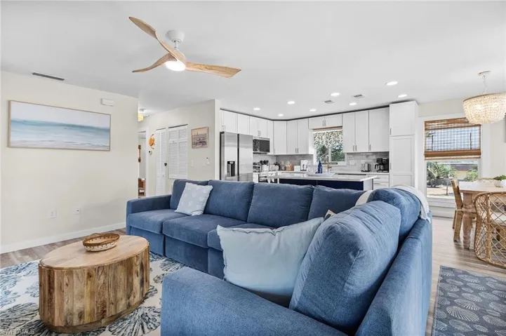 197 Madison Ct, Fort Myers Beach, Florida 33931