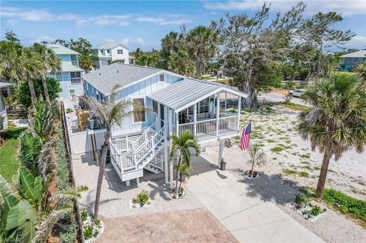 197 Madison Ct, Fort Myers Beach, Florida 33931