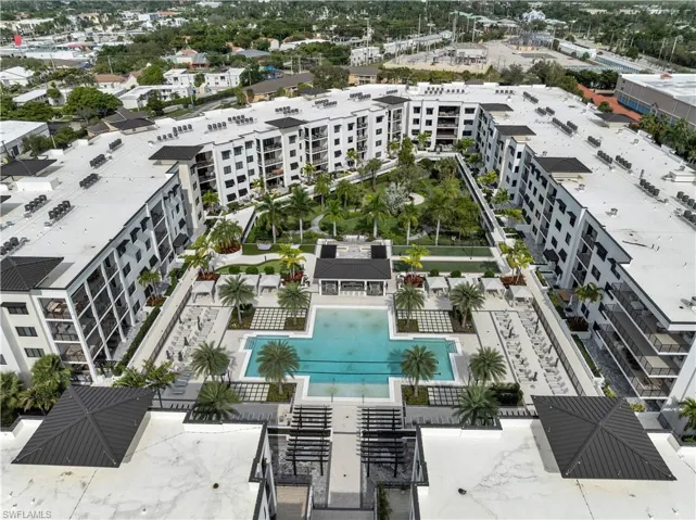 1115  Central  AVE, Naples, FL 34102