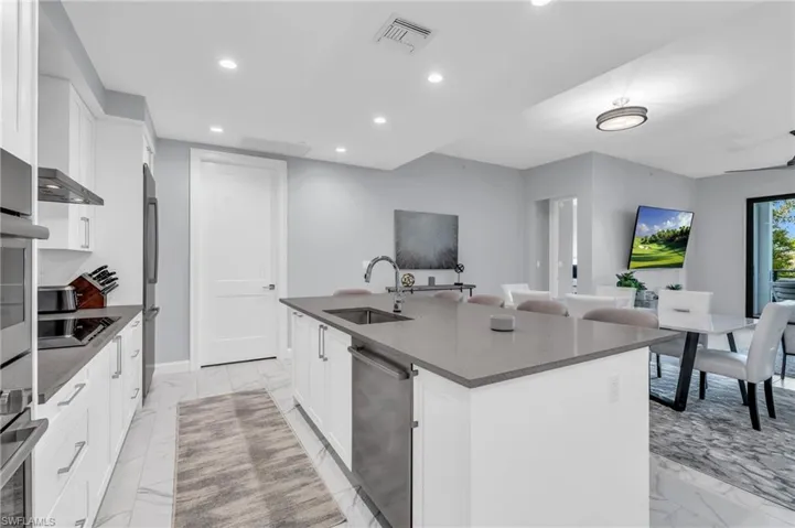 1115  Central  AVE, Naples, FL 34102