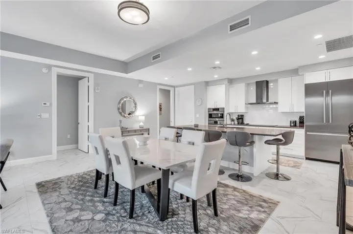 1115  Central  AVE, Naples, FL 34102