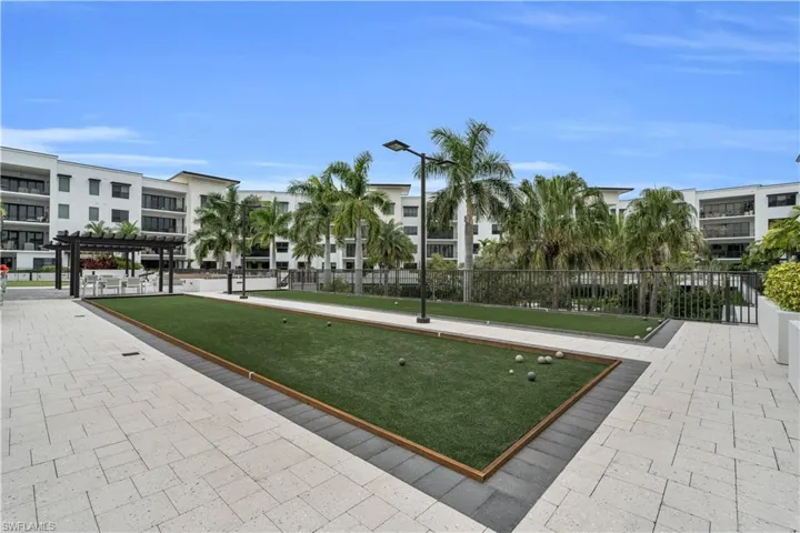 1115  Central  AVE, Naples, FL 34102
